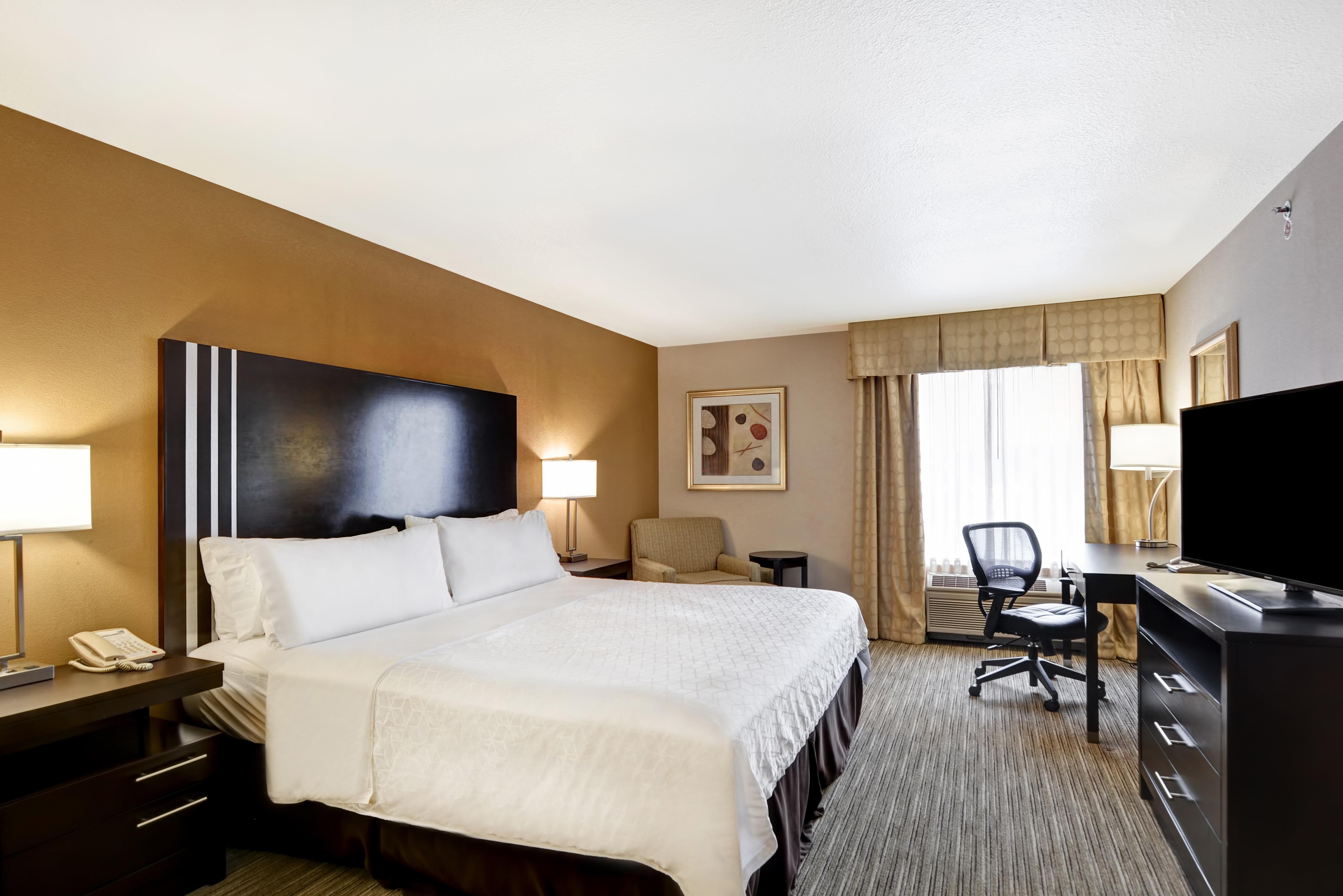 Holiday Inn Express Hotel & Suites Milwaukee-New Berlin By Ihg Exterior foto