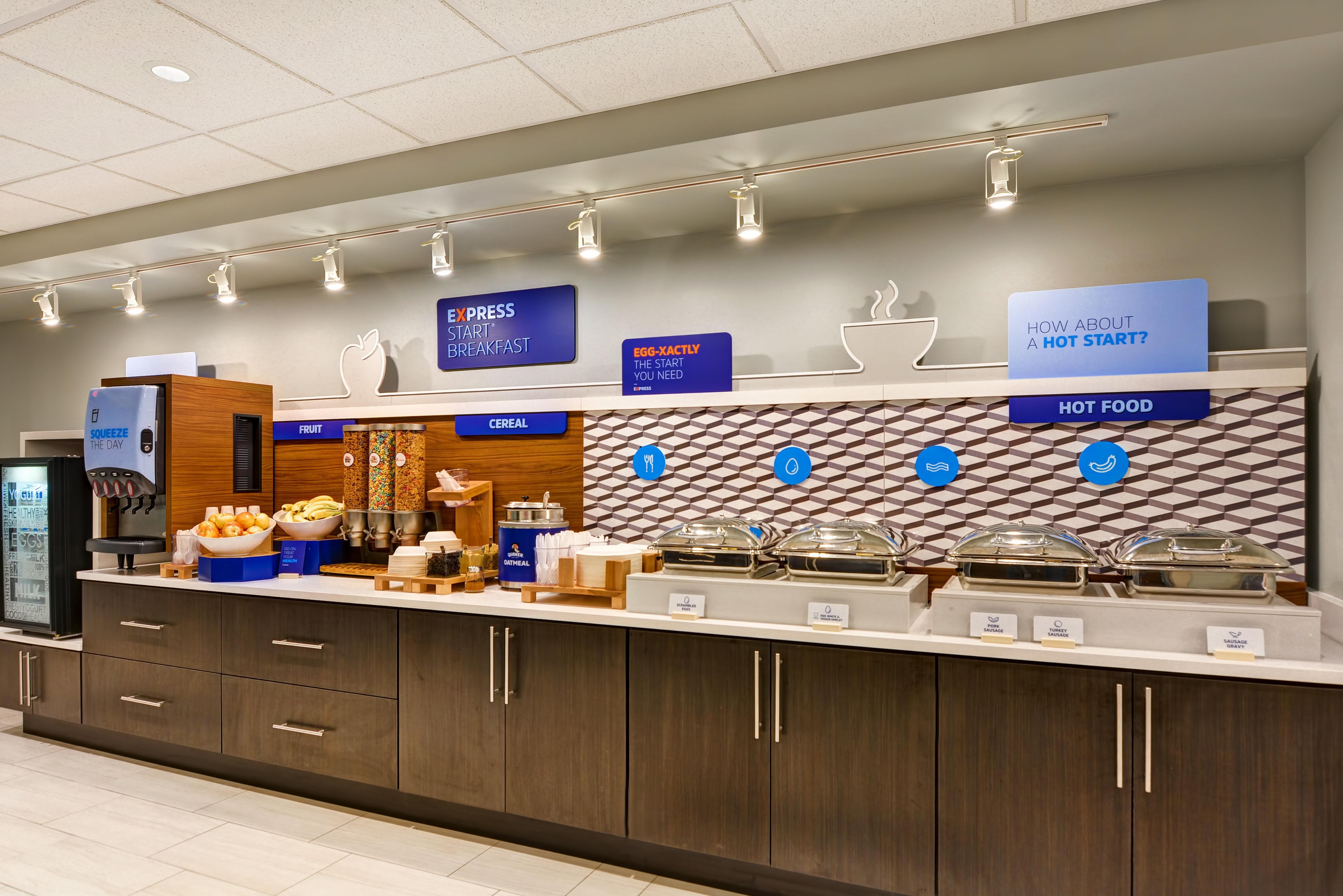 Holiday Inn Express Hotel & Suites Milwaukee-New Berlin By Ihg Exterior foto
