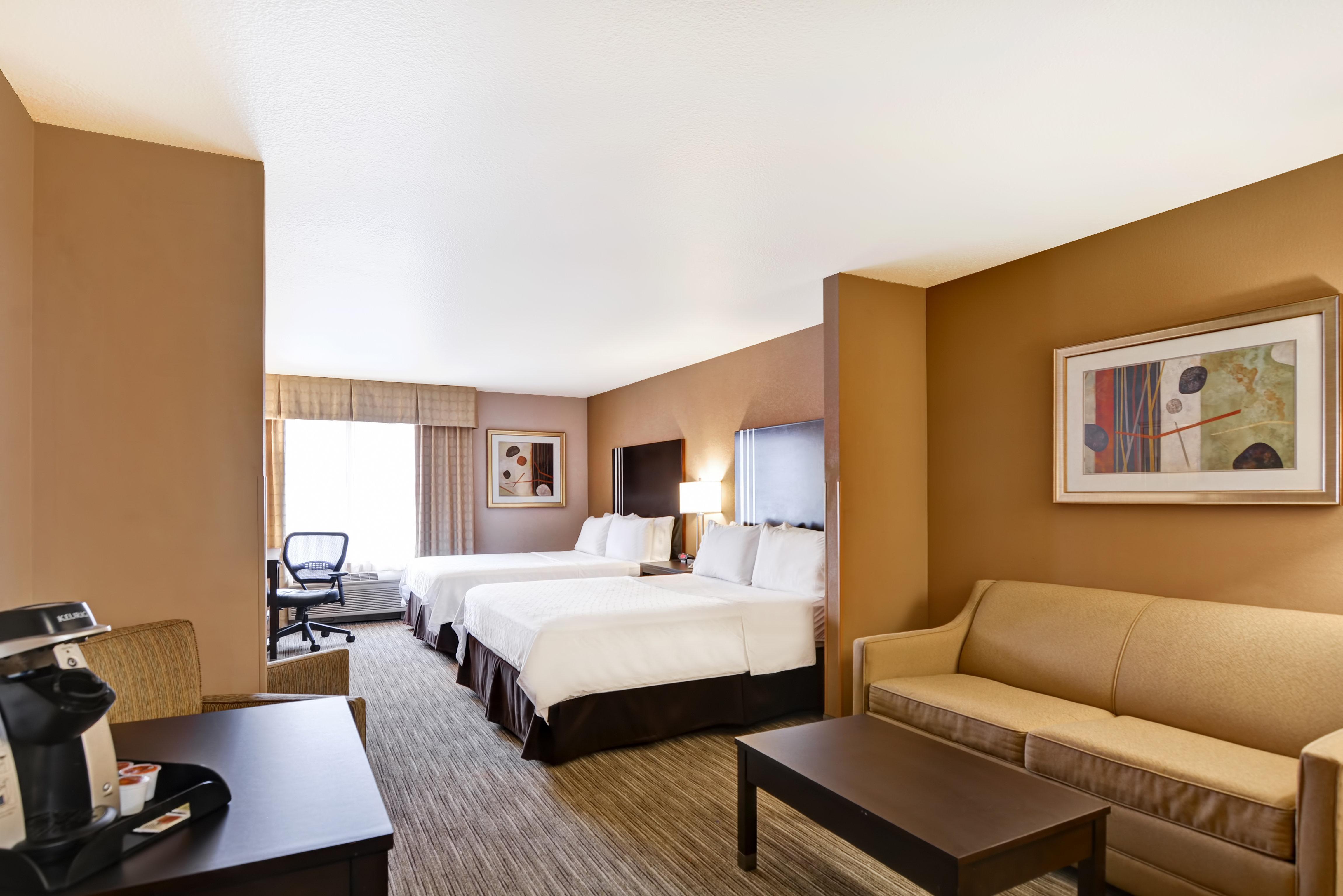 Holiday Inn Express Hotel & Suites Milwaukee-New Berlin By Ihg Exterior foto