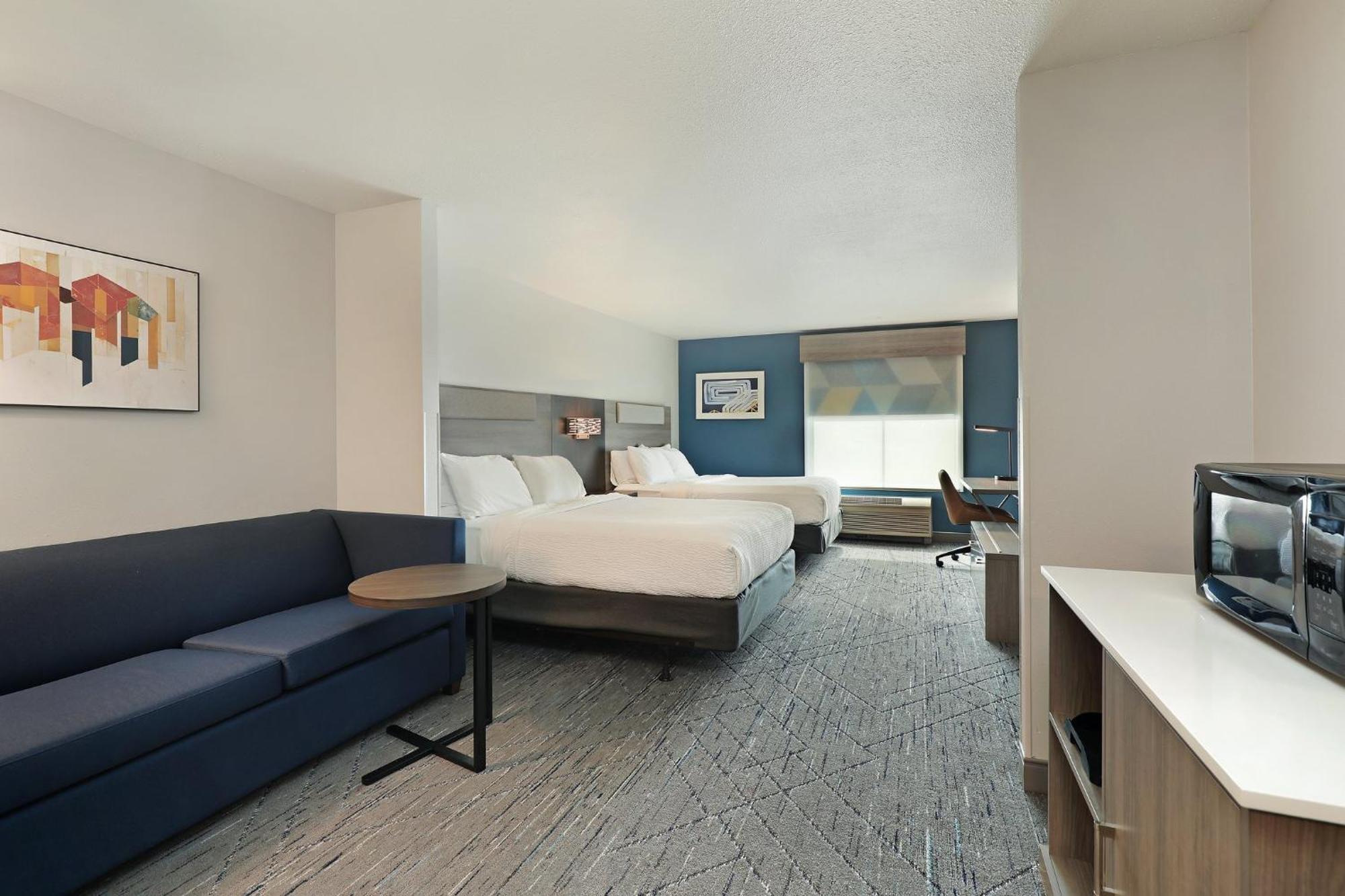 Holiday Inn Express Hotel & Suites Milwaukee-New Berlin By Ihg Exterior foto